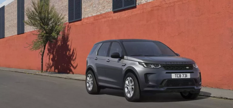 LAND ROVER DISCOVERY SPORT BIEDT EFFICIËNTE PLUG-IN-HYBRIDE, INGENIUM-DIESELS